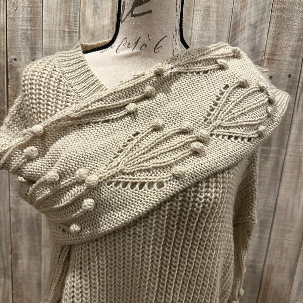 NWT Louise Lane Balloon Sleeve Sweater